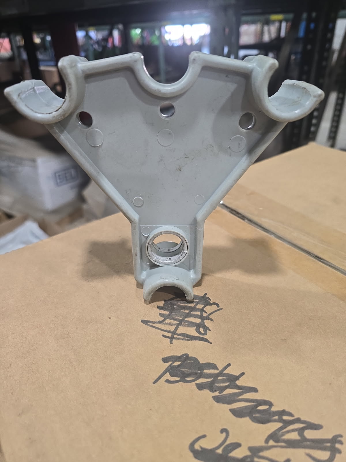 SPACER, CABLE TRX/QPX GRA/BLK HD PE