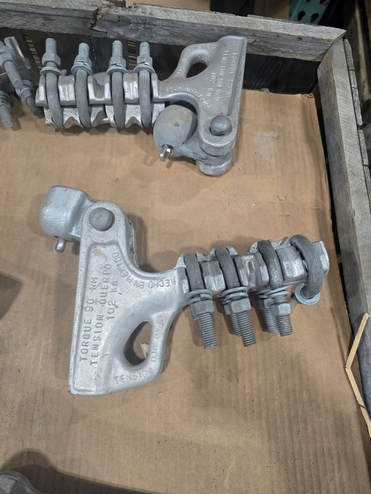 CLAMP, STRN DE AL QUAD/TRUN 27KLB